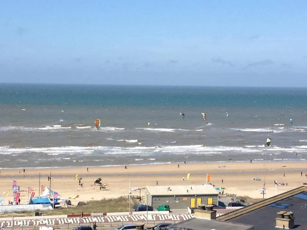 Penthouse At Sea 0*, Zandvoort